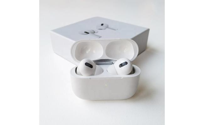 InPods 13 With Wireless Charging Case